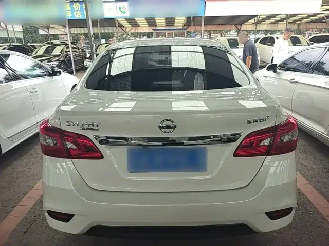 Nissan Sylphy — Фото автомобиля 5