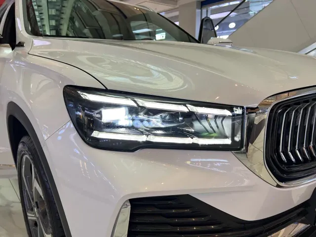 Geely Xingyue L — Фото автомобиля 18