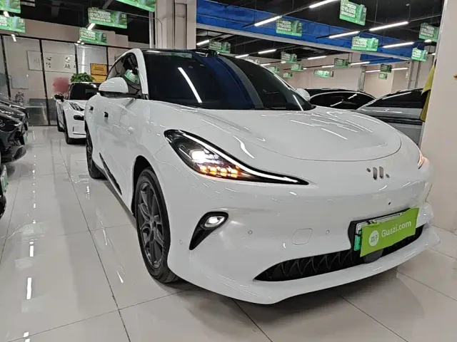 IM Motors LS6 — Фото автомобиля 3