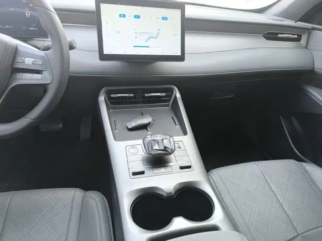 BYD Qin PLUS — Фото автомобиля 13