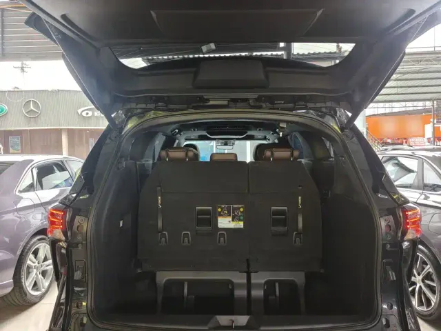 Toyota Sienna — Фото автомобиля 18