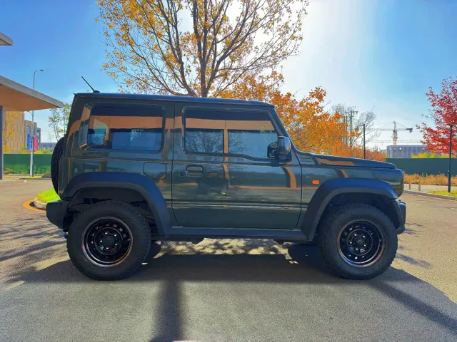 Suzuki Jimny — Фото автомобиля 2