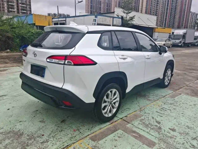 Toyota Frontlander — Фото автомобиля 4