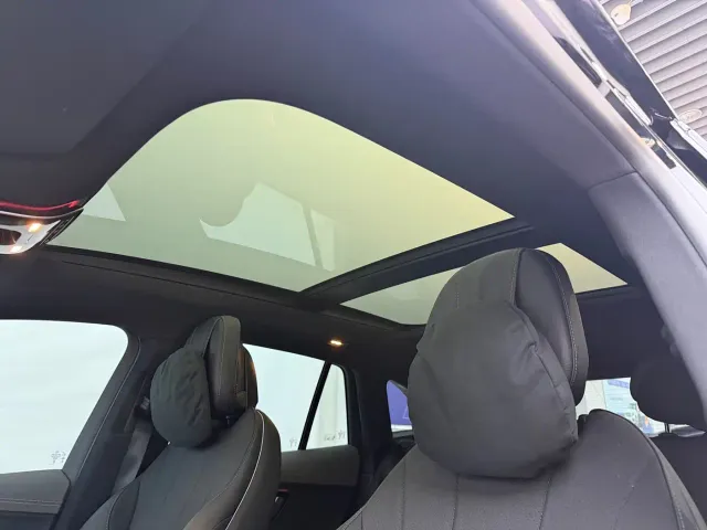 Mercedes-Benz EQE SUV — Фото автомобиля 11