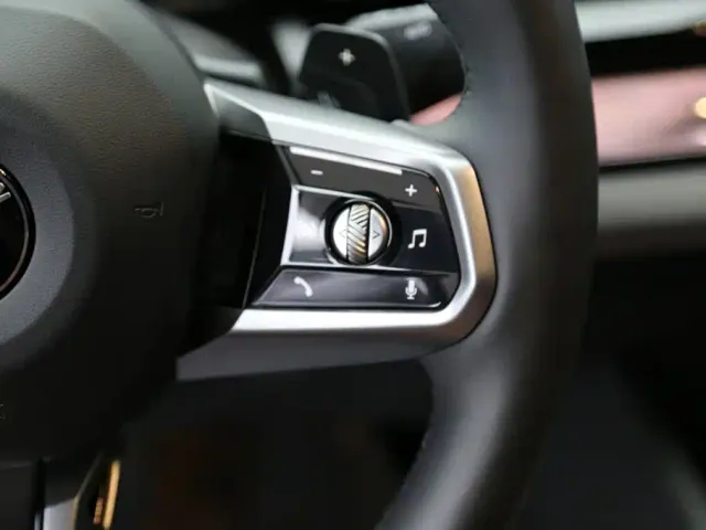 BMW 5 Series — Фото автомобиля 18
