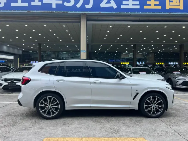 BMW X3 — Фото автомобиля 4