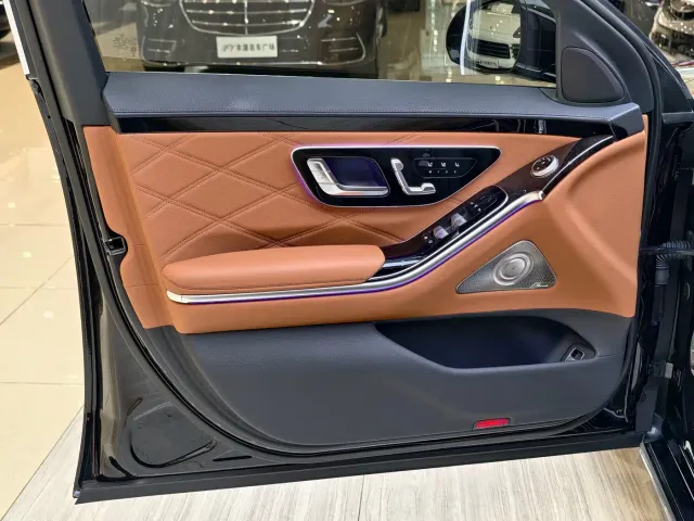 Mercedes-Benz Maybach S-Class — Фото автомобиля 4