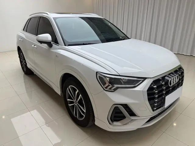 Audi Q3 — Фото автомобиля 3