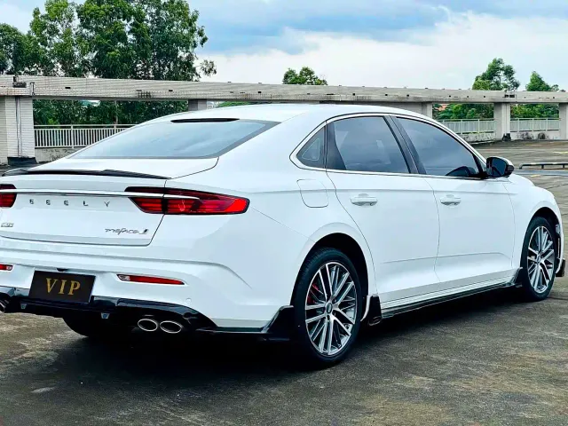 Geely Xingrui — Фото автомобиля 11