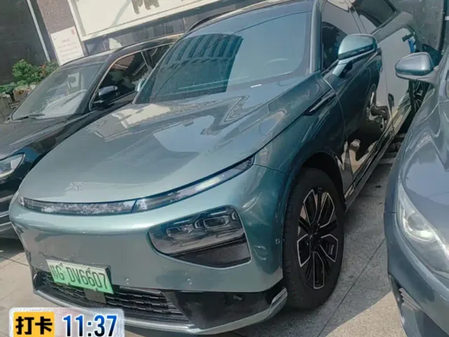 Xpeng G9 — Фото автомобиля 2