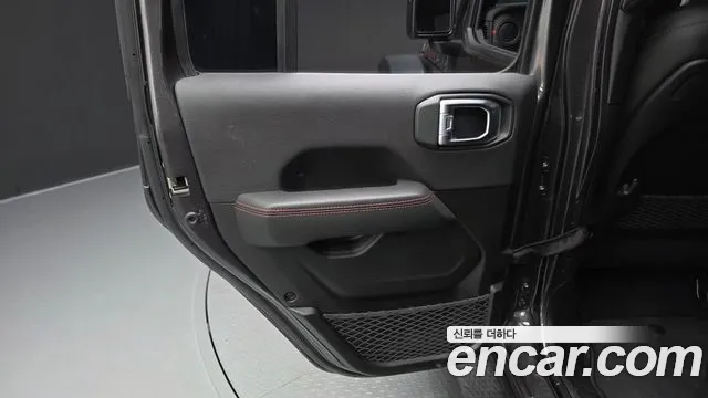 Jeep Wrangler Wrangler (JL) — Фото автомобиля 23