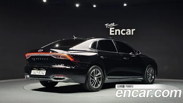 Hyundai Grandeur Grandeur (New) — Фото автомобиля 2