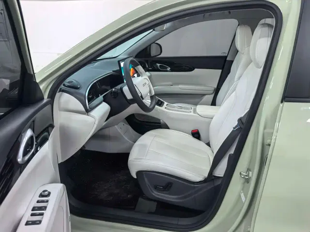 Geely Starry Wish — Фото автомобиля 4