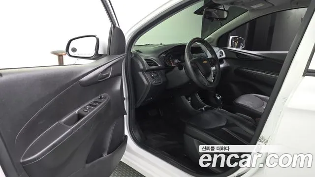Chevrolet Spark — Фото автомобиля 15