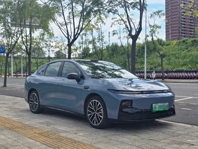 Leapmotor B01 — Фото автомобиля 3
