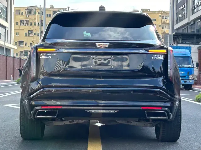 Cadillac XT5 — Фото автомобиля 5