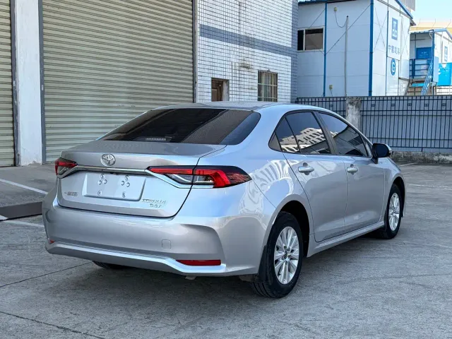 Toyota Corolla — Фото автомобиля 7