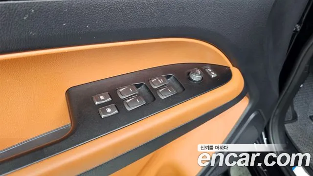 KG_Mobility_Ssangyong Rexton Новый Rexton Sport Khan Дизель 2.2 4WD — Фото автомобиля 27