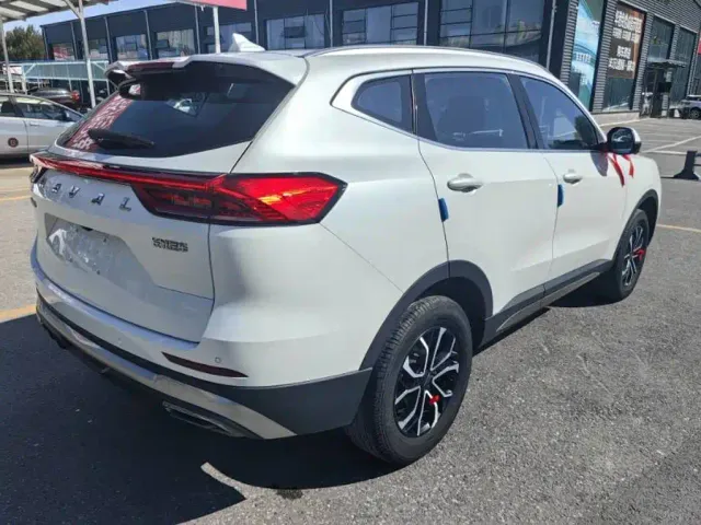Haval H6 — Фото автомобиля 8