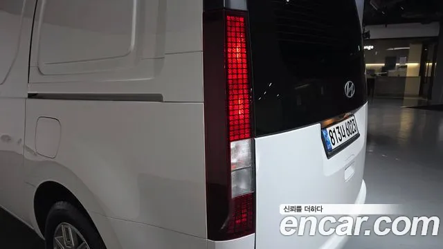 Hyundai Staria Staria Карго 3 места — Фото автомобиля 23