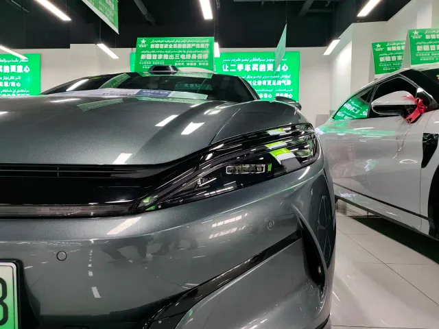 BYD Han L — Фото автомобиля 17