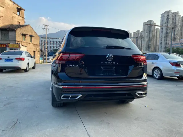 Volkswagen Tiguan L — Фото автомобиля 4