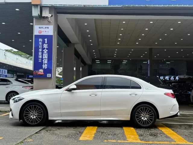 Mercedes-Benz C-Class — Фото автомобиля 16