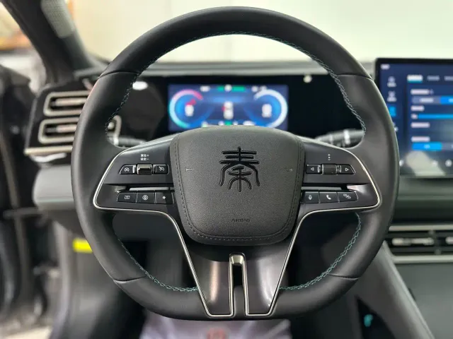 BYD Qin L — Фото автомобиля 8