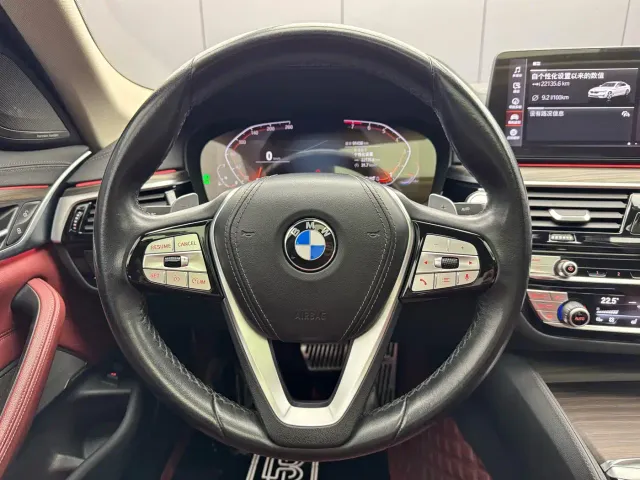 BMW 5 Series — Фото автомобиля 6