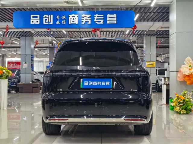 Li Auto L9 — Фото автомобиля 8