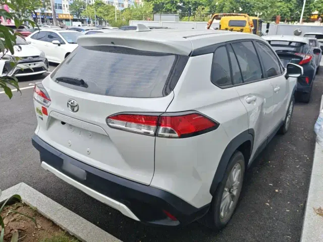 Toyota Corolla Cross — Фото автомобиля 6