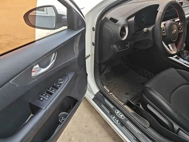 Kia K3 — Фото автомобиля 15