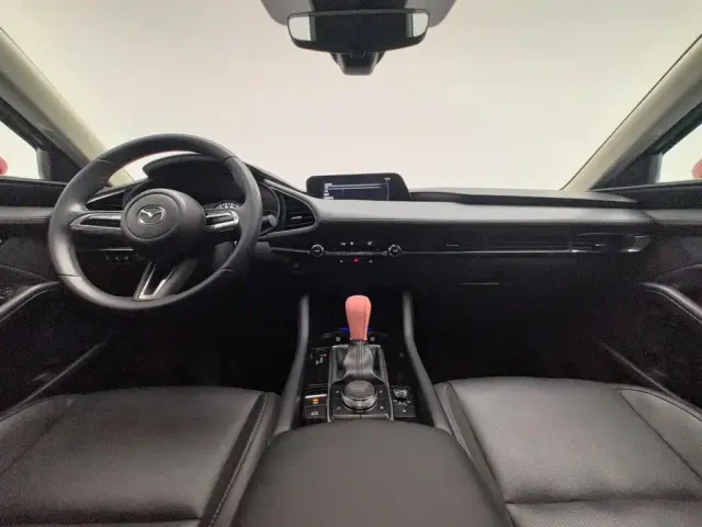 Mazda Axela — Фото автомобиля 5