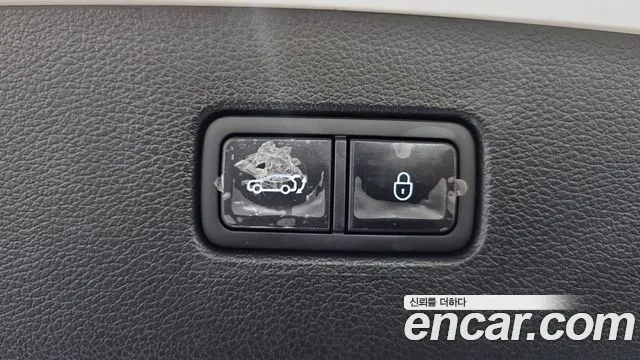 Genesis GV80 — Фото автомобиля 27