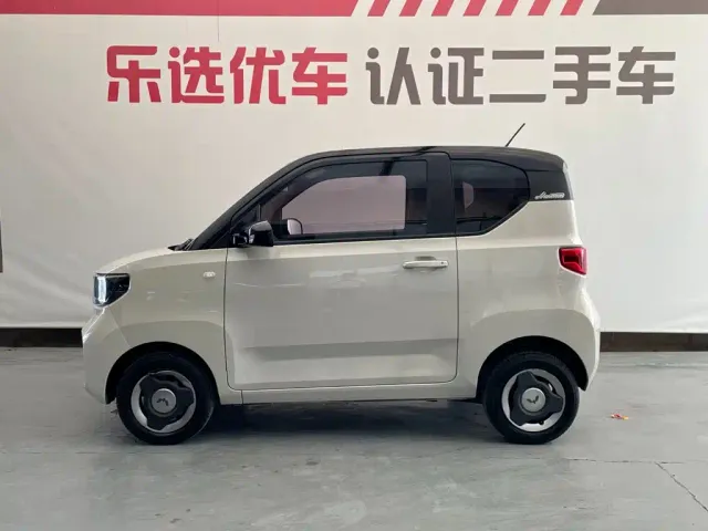 Wuling Hongguang Mini EV — Фото автомобиля 3