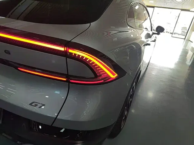 Xpeng G7 — Фото автомобиля 7