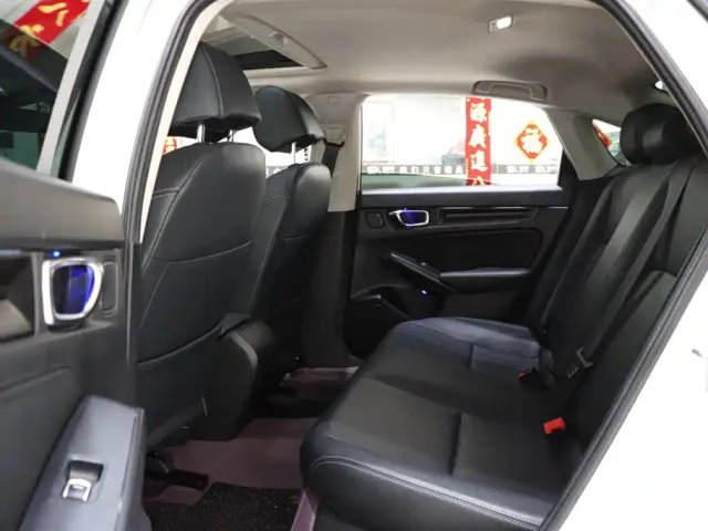 Honda Civic — Фото автомобиля 10