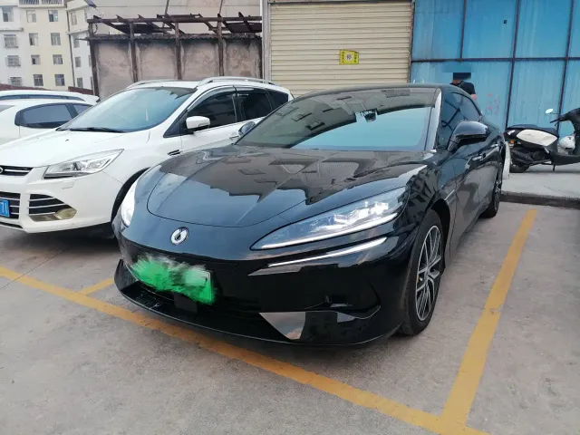 Фотография автомобиля — Denza Z9GT