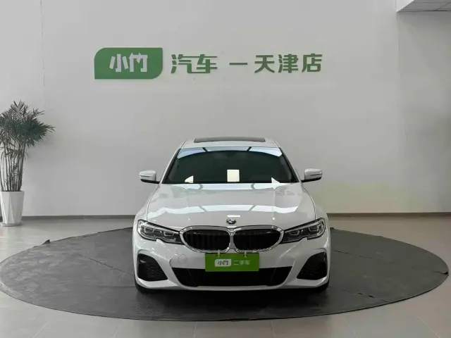 BMW 3 Series — Фото автомобиля 3