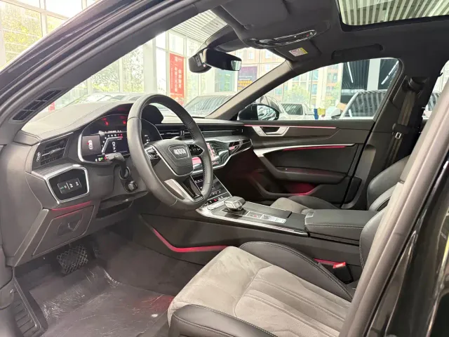 Audi A6L — Фото автомобиля 7
