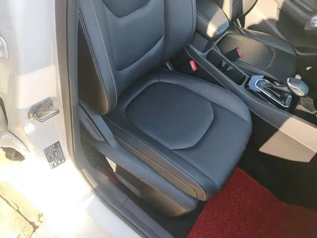Ford Escort — Фото автомобиля 24