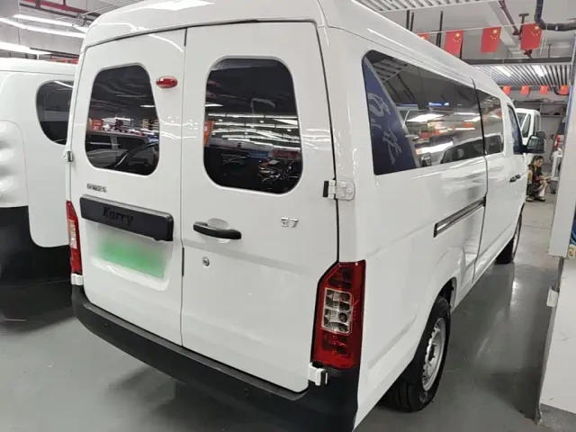 Karry Jiangtun E7 — Фото автомобиля 6