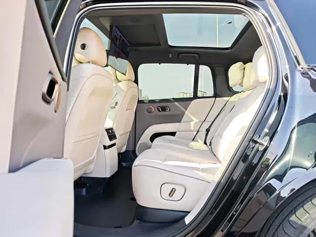Li Auto i6 — Фото автомобиля 6