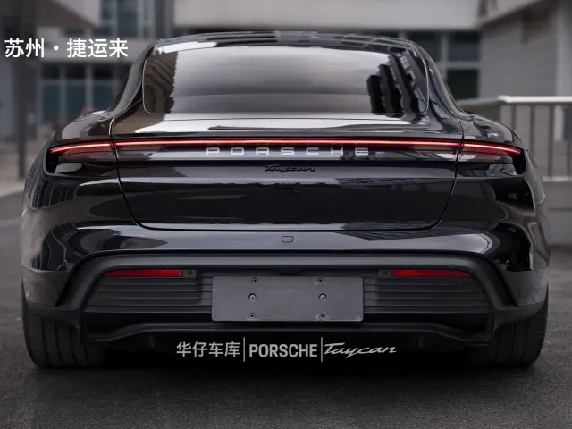 Porsche Taycan — Фото автомобиля 7
