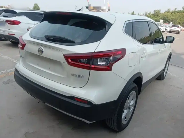 Nissan Qashqai — Фото автомобиля 6