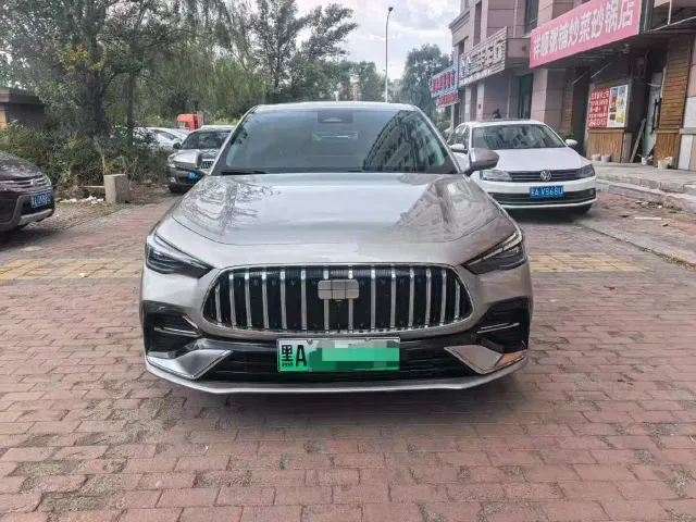 Geely Galaxy Stellar 6 — Фото автомобиля 2
