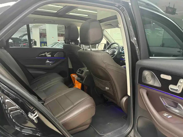 Mercedes-Benz GLE-Class — Фото автомобиля 13