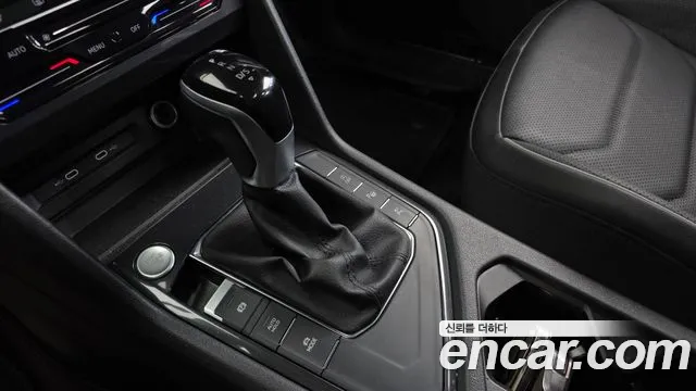 Volkswagen Tiguan — Фото автомобиля 9