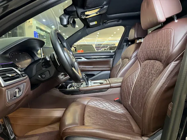BMW BMW 7 Series 2021 Model 740Li Premium M Sport Package — Фото автомобиля 10