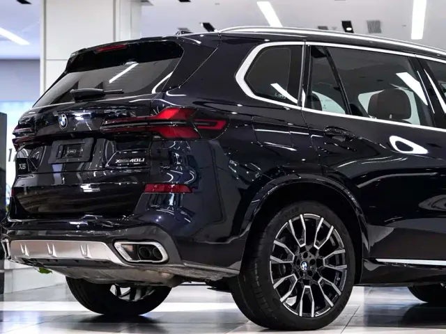BMW X5 — Фото автомобиля 9